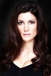 ჯულია ბენსონი