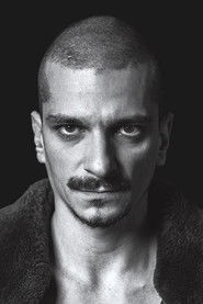 არნაუდ აზოულაი