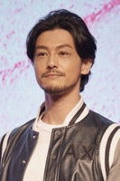 ადამ პაკი ტინ-ნამი