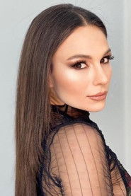 სელინ იენინსი