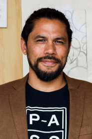 კიელ მკნაუგჰტონი